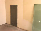 Satılır 1 otaqlı 70 m2 obyekt Nizami m.