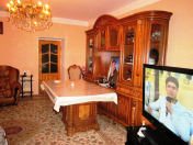 Satılır 3 otaqlı 100 m2 köhnə tikili Bakıxanov