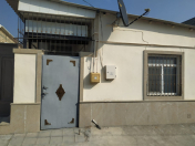 Satılır 3 otaqlı 70 m2 həyət evi Bakıxanov