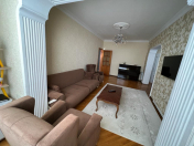 Satılır 3 otaqlı 82 m2 köhnə tikili 8 mkr