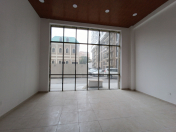 Satılır 1 otaqlı 75 m2 obyekt 28 Mall