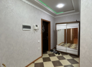 Satılır 3 otaqlı 140 m2 yeni tikili Azərbaycan Dillər Universiteti