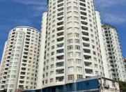 Satılır 4 otaqlı 240 m2 yeni tikili 28 May m.