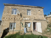 Satılır 7 otaqlı 200 m2 villa Badamdar