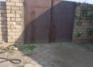 Satılır 3 otaqlı 105 m2 həyət evi Naftalan