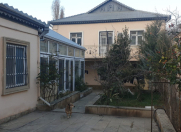 Satılır 6 otaqlı 220 m2 həyət evi Qaraçuxur