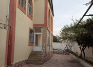 Satılır 8 otaqlı 300 m2 həyət evi Qaraçuxur