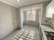 Satılır 2 otaqlı 62 m2 köhnə tikili Bakıxanov