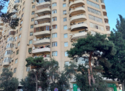 Satılır 4 otaqlı 200 m2 yeni tikili Azadlıq prospekti m.