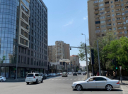 İcarəyə verilir 3 otaqlı 135 m2 yeni tikili İnşaatçılar m.