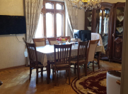 İcarəyə verilir 3 otaqlı 115 m2 köhnə tikili Azadlıq prospekti m.