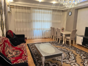 İcarəyə verilir 3 otaqlı 134 m2 yeni tikili İnşaatçılar m.