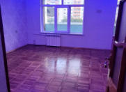 İcarəyə verilir 3 otaqlı 80 m2 köhnə tikili Xalqlar Dostluğu m.