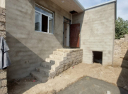 Satılır 3 otaqlı 80 m2 həyət evi Binə