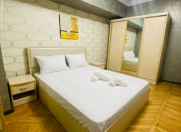 İcarəyə verilir 2 otaqlı 90 m2 köhnə tikili Sahil m.