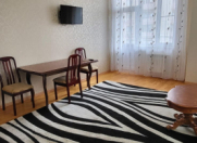 İcarəyə verilir 2 otaqlı 104 m2 yeni tikili Badamdar