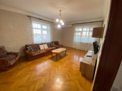 İcarəyə verilir 2 otaqlı 90 m2 yeni tikili Elmlər Akademiyası m.