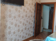 İcarəyə verilir 3 otaqlı 90 m2 köhnə tikili Şah İsmayıl Xətai m.