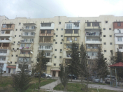Satılır 4 otaqlı 100 m2 köhnə tikili Ağ şəhər