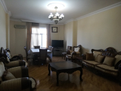 Satılır 4 otaqlı 200 m2 yeni tikili Nizami m.