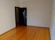 İcarəyə verilir 2 otaqlı 60 m2 köhnə tikili Y.Günəşli