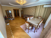 İcarəyə verilir 3 otaqlı 140 m2 yeni tikili Elmlər Akademiyası m.