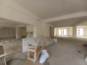 İcarəyə verilir 1 otaqlı 1000 m2 obyekt 9 mkr