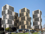 Satılır 2 otaqlı 110 m2 yeni tikili 8 Noyabr m.