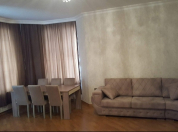 İcarəyə verilir 3 otaqlı 110 m2 yeni tikili Ukrayna dairəsi