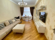 Satılır 3 otaqlı 100 m2 yeni tikili Bakıxanov