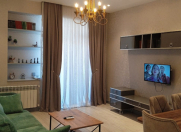 İcarəyə verilir 3 otaqlı 109 m2 yeni tikili Yasamal r.