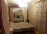 Satılır 2 otaqlı 45 m2 köhnə tikili Elmlər Akademiyası m.