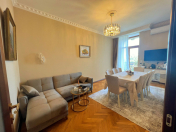 İcarəyə verilir 2 otaqlı 70 m2 köhnə tikili 28 may