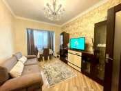 Satılır 2 otaqlı 65 m2 köhnə tikili 8 mkr