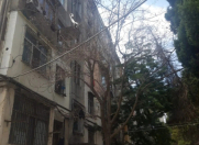 Satılır 2 otaqlı 50 m2 köhnə tikili 5 mkr