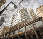 Satılır 3 otaqlı 130 m2 yeni tikili Sahil m.