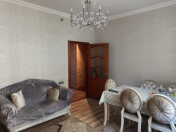 Satılır 2 otaqlı 52 m2 köhnə tikili Dostluq kinoteatrı