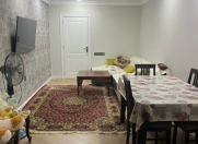 İcarəyə verilir 2 otaqlı 60 m2 köhnə tikili Şah İsmayıl Xətai m.