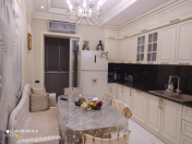 Satılır 4 otaqlı 165 m2 yeni tikili İnşaatçılar m.