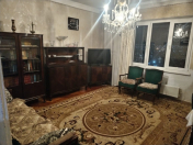 Satılır 4 otaqlı 90 m2 yeni tikili Memar Əcəmi m.