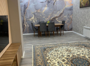 İcarəyə verilir 3 otaqlı 135 m2 yeni tikili Tibb Universiteti