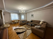 Satılır 3 otaqlı 150 m2 yeni tikili 28 May m.