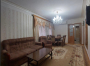 İcarəyə verilir 3 otaqlı 85 m2 köhnə tikili İçəri Şəhər m.