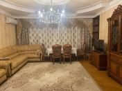 İcarəyə verilir 3 otaqlı 147 m2 yeni tikili Şah İsmayıl Xətai m.