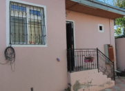 Satılır 2 otaqlı 70 m2 həyət evi Saray