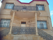 Satılır 6 otaqlı 300 m2 həyət evi Yeni Yasamal