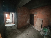 Satılır 3 otaqlı 135 m2 yeni tikili Elmlər Akademiyası m.