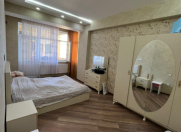 Satılır 2 otaqlı 78 m2 yeni tikili Yasamal r.