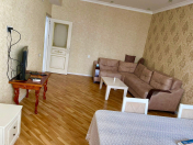 İcarəyə verilir 2 otaqlı 100 m2 yeni tikili Elmlər Akademiyası m.