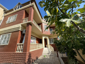Satılır 5 otaqlı 270 m2 villa Badamdar
